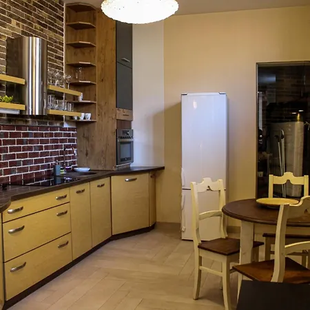 - Edlhof Апартаменты Братислава